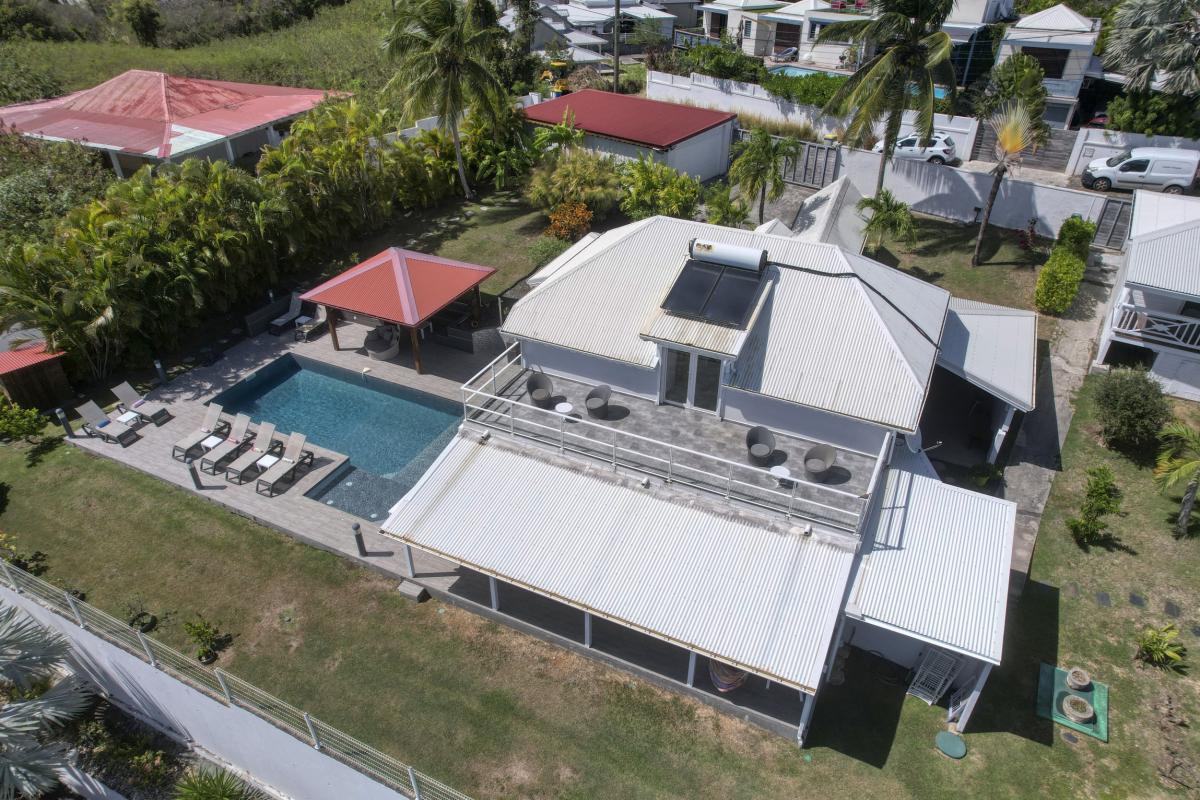 3.Location villa piscine vue mer Saint François Guadeloupe_Ensemble